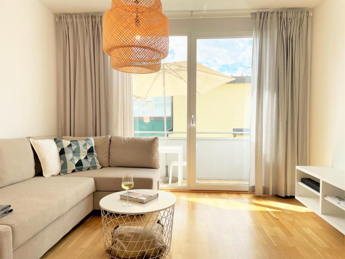Holiday Suites Sankt Martin Klagenfurt am Woerthersee Buitenkant foto